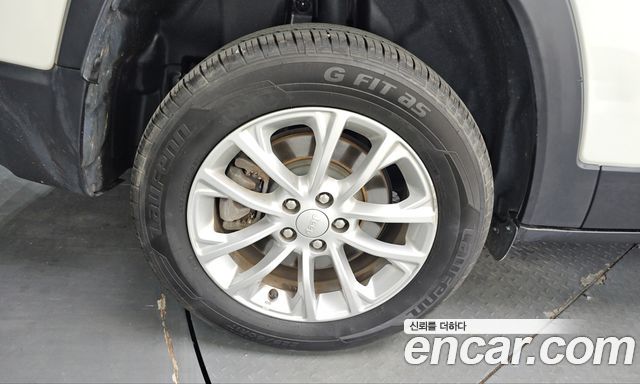 Jeep Cherokee 2.4 Longitude High AWD — пробег 102 998 км — фото 5 из 5