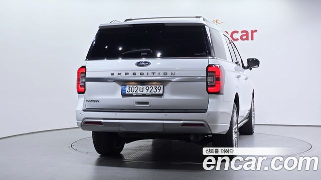 Ford Expedition Platinum 4WD 7Seater — пробег 108 337 км — фото 4 из 5