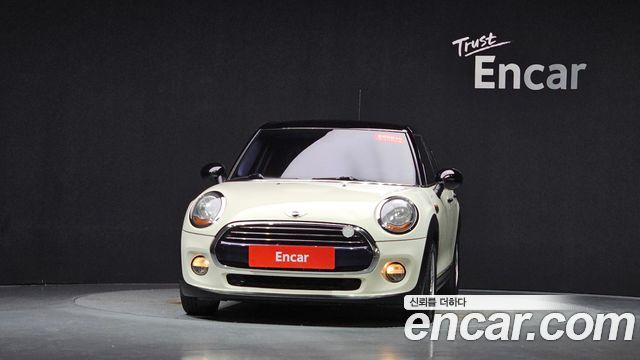 Mini Cooper 5Door Standard 3rd — пробег 72 527 км — фото 3 из 5