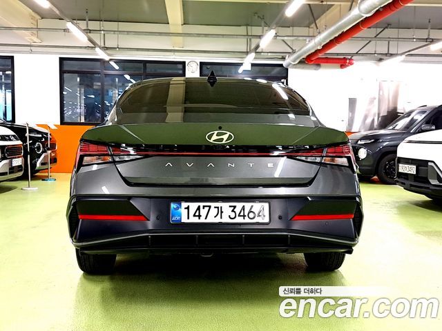 Hyundai AVANTE 1.6 Inspiration — пробег 6 102 км — фото 4 из 5
