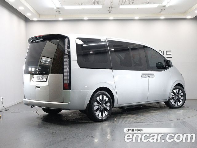 Hyundai Staria из Кореи Encar