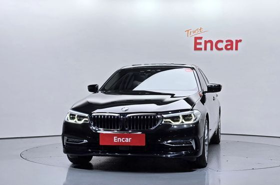 BMW 5-Series 530i Luxury Plus — пробег 32 450 км — фото 3 из 5