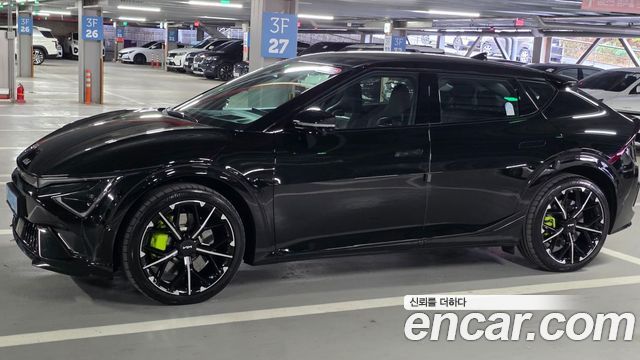 Kia EV6 GT 4WD — пробег 6 226 км — фото 2 из 5