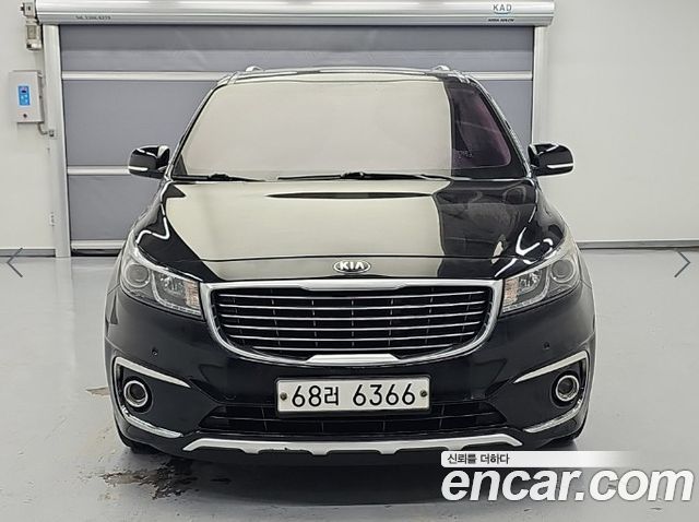 Kia Carnival 9-seater Prestige — пробег 205 803 км — фото 2 из 5