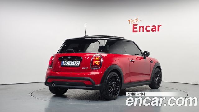 Mini Cooper 클래식 플러스 3rd — пробег 13 665 км — фото 2 из 5