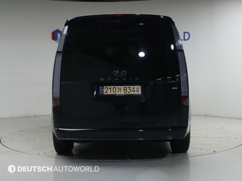 Hyundai Staria 4WD Lounge 7-Seater Inspiration — пробег 87 998 км — фото 4 из 5