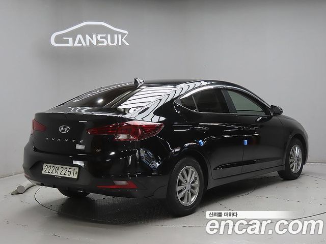 Hyundai AVANTE 1.6 Smart Choice — пробег 67 891 км — фото 4 из 5
