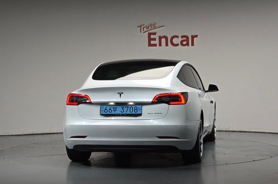 Tesla Model 3 Long Range AWD — пробег 94 953 км — фото 4 из 5