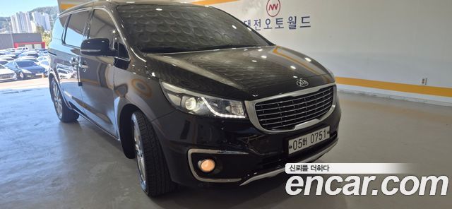 Kia Carnival 9-seater Noblesse — пробег 231 240 км — фото 2 из 5