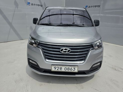 Hyundai Starex Van 5-Seater Modern — пробег 130 922 км — фото 1 из 5