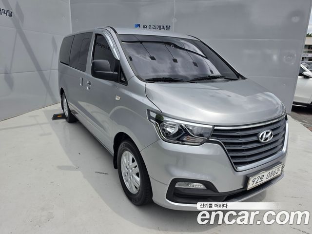 Hyundai Starex Van 5-Seater Modern — пробег 130 922 км — фото 2 из 5