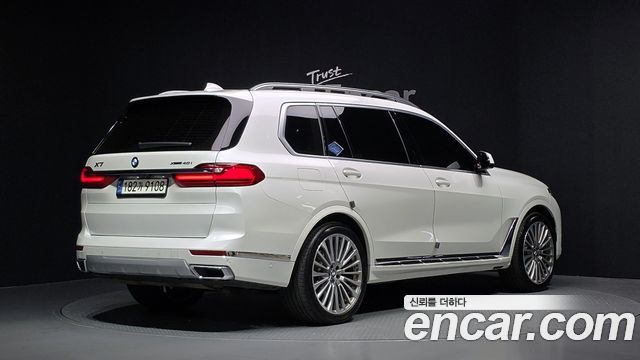 BMW X7 xDrive 40i Design Pure Excellence 6-Seater — пробег 44 277 км — фото 2 из 5