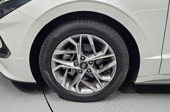 Hyundai Sonata 2.0 Premium Family — пробег 23 509 км — фото 5 из 5