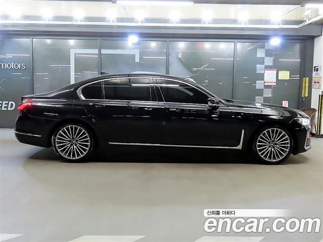 BMW 7-Series 740Li xDrive Design Pure Excellence — пробег 148 040 км — фото 3 из 5