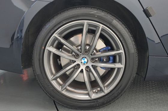 BMW 5-Series 530i xDrive M Sport Package — пробег 93 240 км — фото 5 из 5