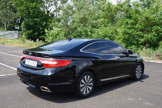 Hyundai Grandeur Premium — пробег 220 000 км — фото 3 из 5