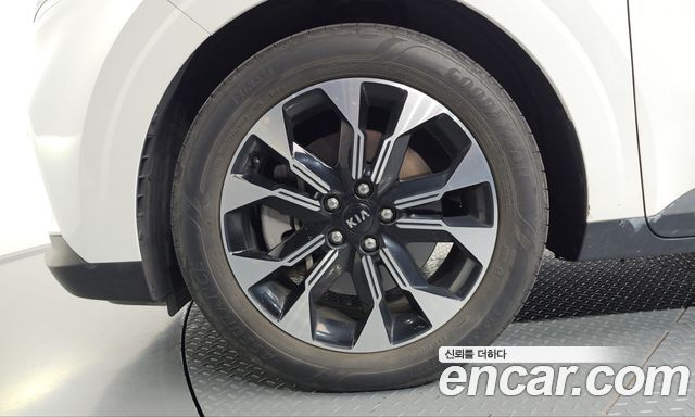 Kia Carnival Diesel 7-Seater Noblesse — пробег 83 060 км — фото 5 из 5