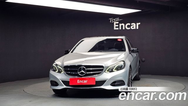 Mercedes-Benz E-Class E220 Bluetec Avantgarde Sport — пробег 96 163 км — фото 3 из 5