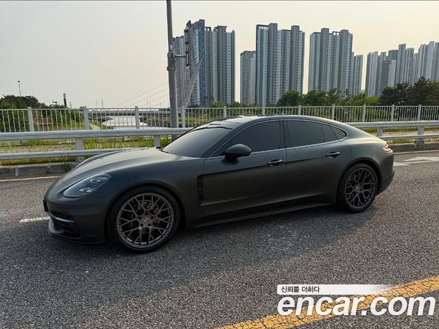 Porsche Panamera 3.0 AWD — пробег 59 500 км — фото 1 из 5