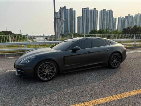 Porsche Panamera 3.0 AWD — пробег 59 500 км — фото 1 из 5