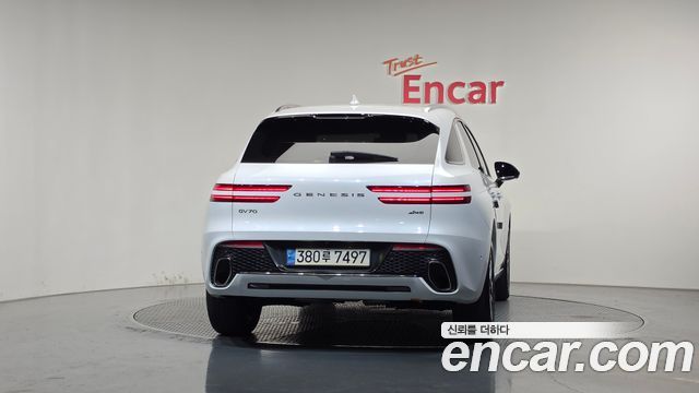 Genesis GV70 из Кореи Encar