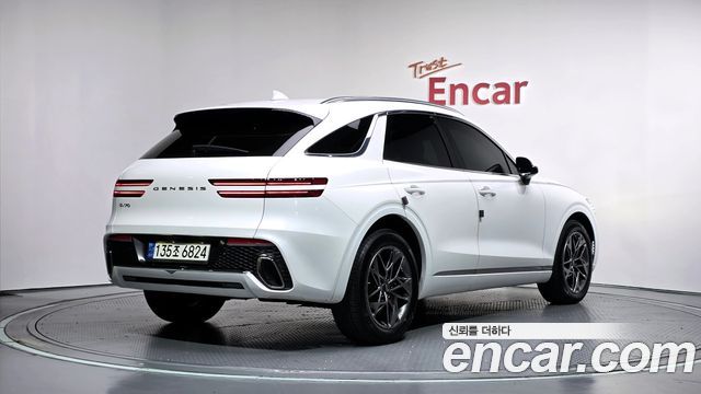 Genesis GV70 из Кореи Encar