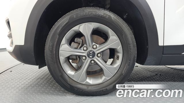 Kia Seltos Diesel 1.6 2WD Trendy — пробег 97 173 км — фото 5 из 5