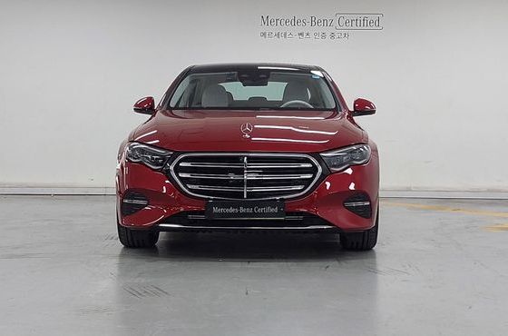 Mercedes-Benz E-Class E350e 4MATIC — пробег 1 719 км — фото 3 из 5