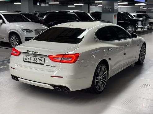 Maserati Quattroporte 3.0 Diesel Granlusso — пробег 145 599 км — фото 4 из 5