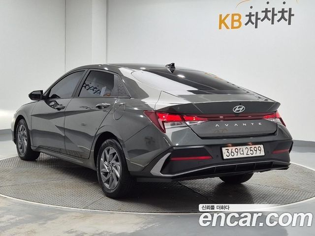 Hyundai AVANTE Modern — пробег 26 738 км — фото 3 из 5