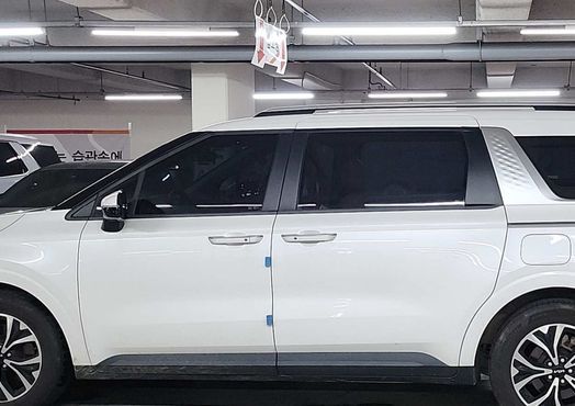 Kia Carnival Diesel 9-Seater Prestige — пробег 97 160 км — фото 2 из 5