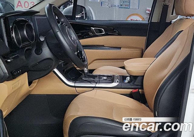 Kia Carnival Diesel 9-Seater Prestige — пробег 97 160 км — фото 4 из 5