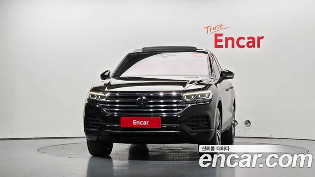 Volkswagen Touareg 3.0 TDI Premium — пробег 75 014 км — фото 3 из 5