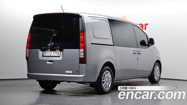 Hyundai Staria Cargo 5-Seater Modern — пробег 47 477 км — фото 2 из 5
