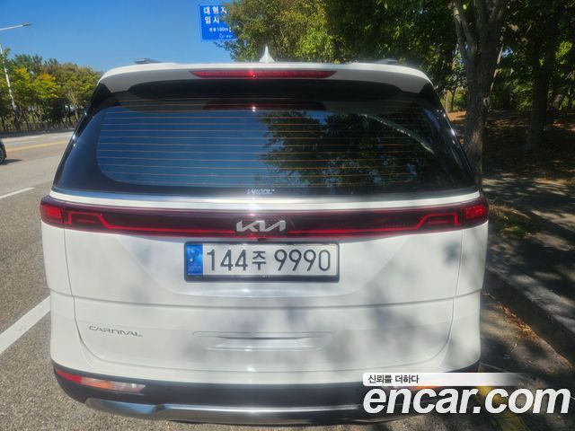 Kia Carnival Gasoline 9-Seater Signature — пробег 20 933 км — фото 4 из 5