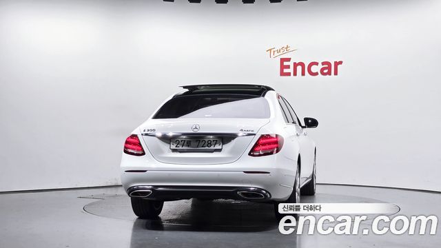 Mercedes-Benz E-Class из Кореи Encar