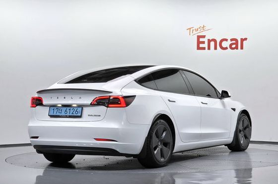 Tesla Model 3 Long Range AWD — пробег 109 402 км — фото 2 из 5