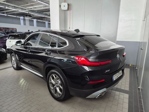 BMW X4 xDrive20i xLine — пробег 38 876 км — фото 2 из 5