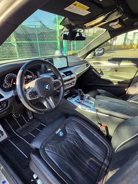 BMW 5-Series 530i xDrive M Sport Package Plus — пробег 87 367 км — фото 4 из 5