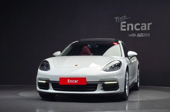 Porsche Panamera 3.0 AWD — пробег 64 764 км — фото 3 из 5