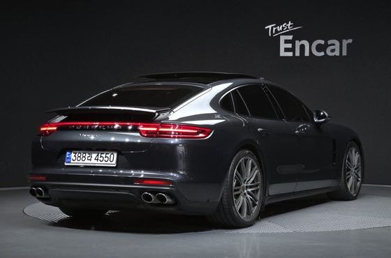 Porsche Panamera 3.0 AWD — пробег 34 147 км — фото 2 из 5