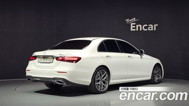 Mercedes-Benz E-Class из Кореи Encar