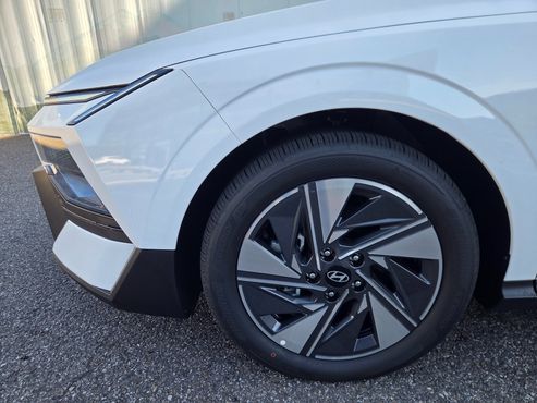 Hyundai AVANTE 2.0 Modern — пробег 30 км — фото 5 из 5