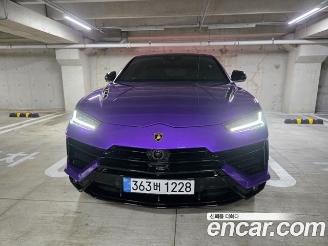 Lamborghini Urus 4.0 V8 S — пробег 5 750 км — фото 1 из 5
