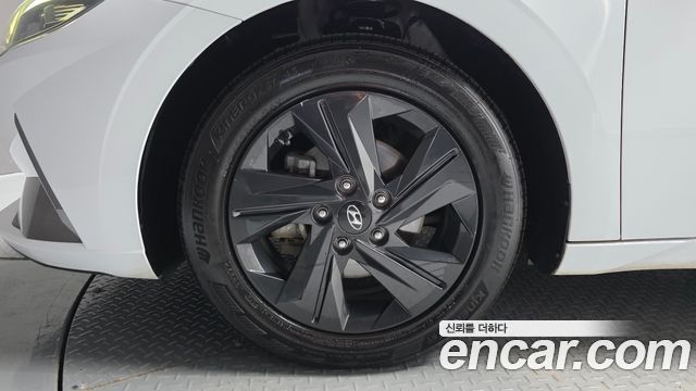 Hyundai AVANTE из Кореи Encar