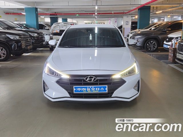 Hyundai AVANTE 1.6 Style — пробег 128 000 км — фото 2 из 5