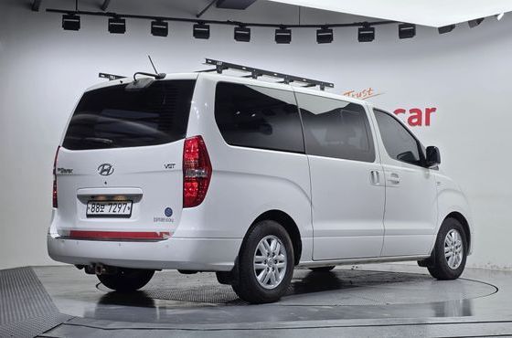 Hyundai Starex 5-Seater VAN Smart — пробег 265 313 км — фото 2 из 5