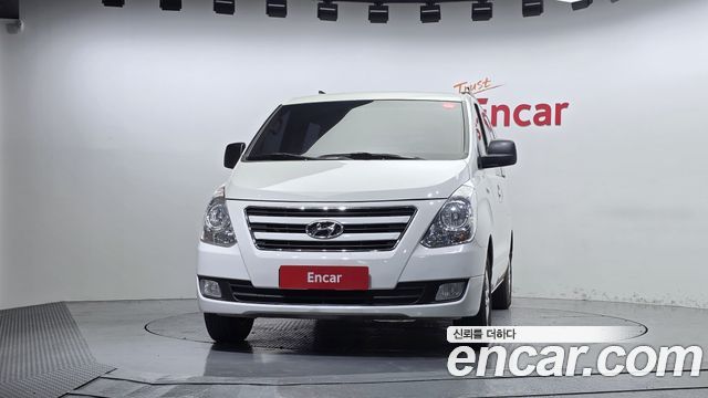 Hyundai Starex 5-Seater VAN Smart — пробег 265 313 км — фото 3 из 5