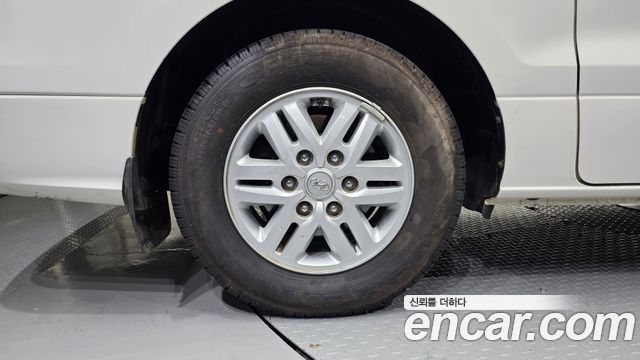 Hyundai Starex 5-Seater VAN Smart — пробег 265 313 км — фото 5 из 5