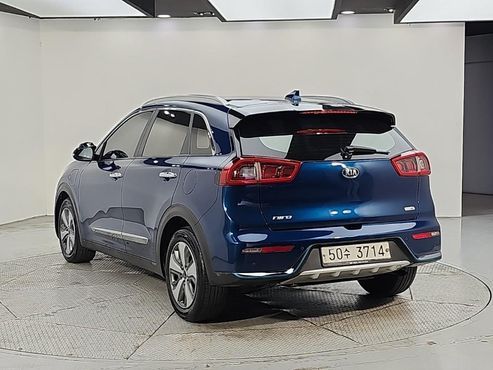 Kia Niro 1.6 Plug-in HEV Noblesse — пробег 188 505 км — фото 3 из 5